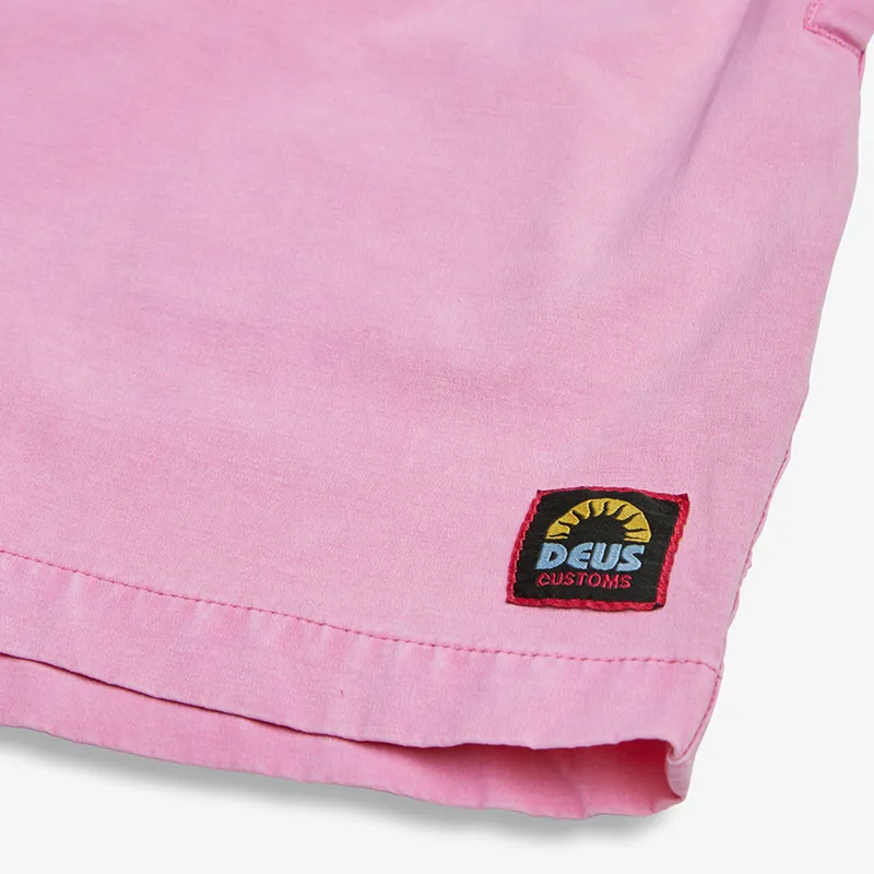 Deus Ex Machina Sandbar Acid Short in Raspberry-2