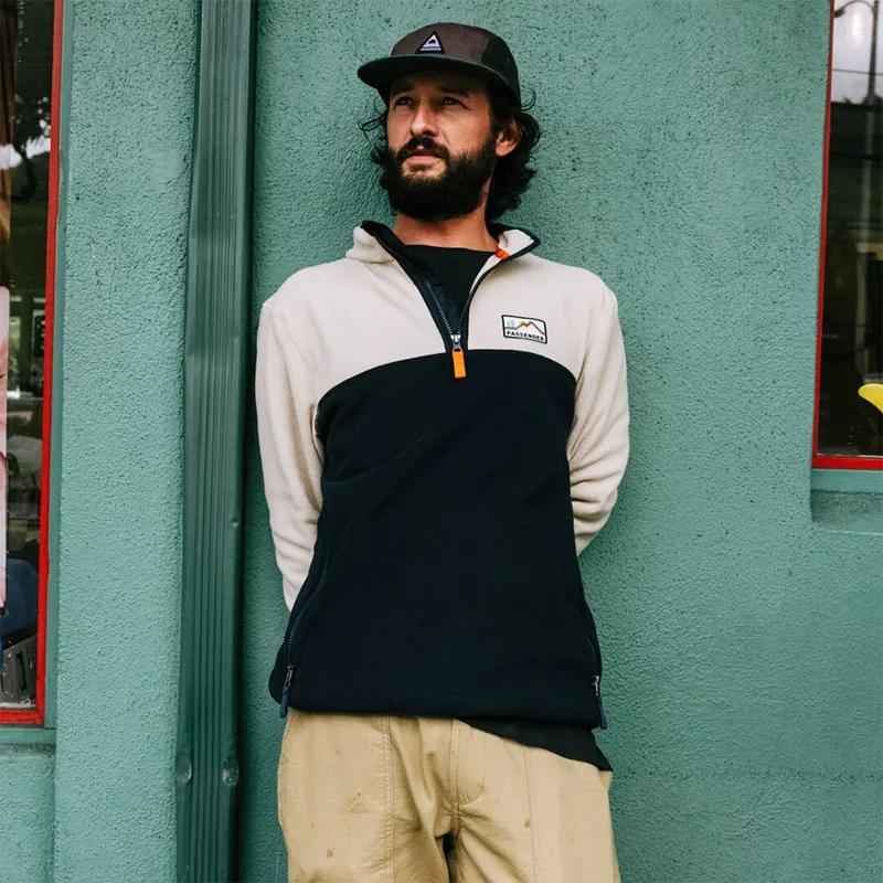 Passenger Set Off Recycled Polar 1/4 Zip Fleece in Oatmeal-8