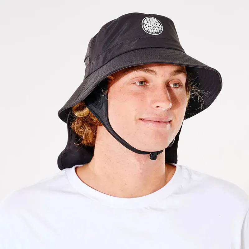 Rip Curl Surf Series Bucket Hat in Black-3