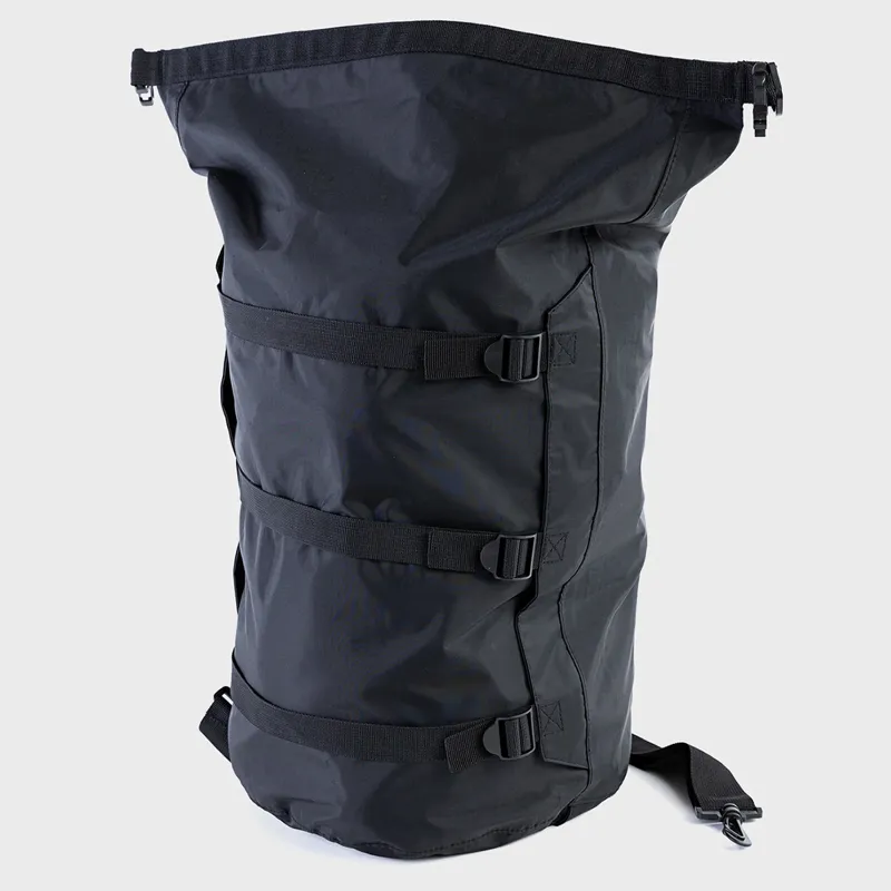 Dryrobe Compression Travel Bag in Black-1