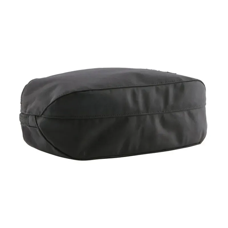 Patagonia Black Hole 3l Cube in Black-1